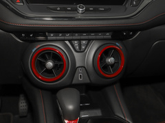 2023款 轻混 650T RS Twin-Clutch四驱 擎版