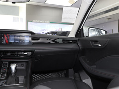2023款 1.5L CVT尊荣版