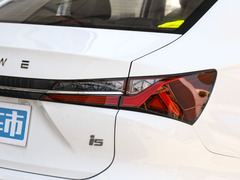 2023款 1.5L CVT豪华版