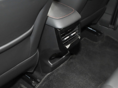 2023款 1.5L 手动优越版