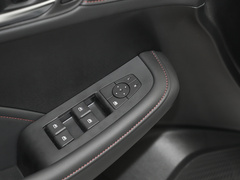 2023款 1.5L 手动优越版