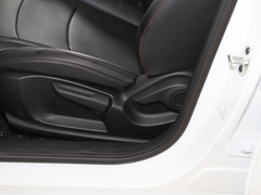 2023款 1.5L 手动优越版