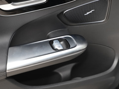 2023款 改款二 C 260 L 运动版