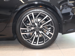 2025款 45 TFSI 臻选型