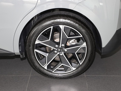 2023款 1.6T 里沃利CROSS版