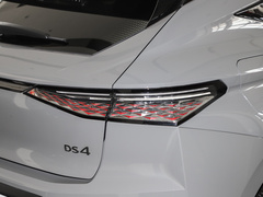 2023款 1.6T 里沃利CROSS版