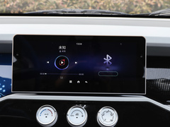 2023款 200km 豪華版