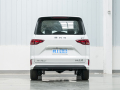 2023款 2.0L 自动长轴创享型 7座