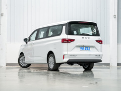 2023款 2.0L 自动长轴创享型 7座