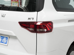 2023款 2.0L 自动长轴创享型 7座