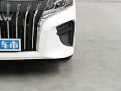 2023款 2.0L 自动长轴创享型 7座