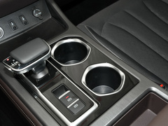 2023款 2.0L 自动长轴创享型 7座