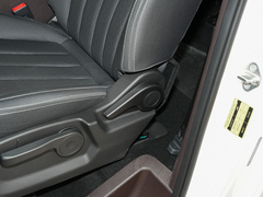 2023款 2.0L 自动长轴创享型 7座