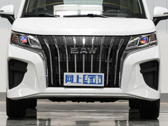 2023款 2.0L 自动长轴创享型 9座