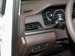 2023款 2.0L 自动长轴创享型 9座