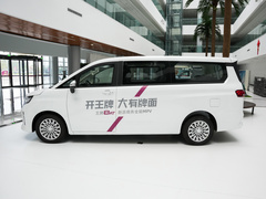 2023款 2.0L 自动长轴商务型 7座