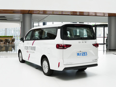 2023款 2.0L 自动长轴商务型 7座