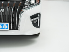 2023款 2.0L 自动长轴商务型 7座