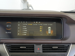 2023款 2.0L 自动长轴商务型 7座