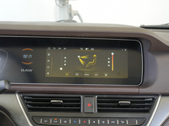 2023款 2.0L 自动长轴商务型 7座
