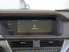 2023款 2.0L 自动长轴商务型 7座