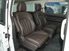 2023款 2.0L 自动长轴商务型 7座