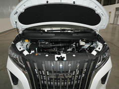 2023款 2.0L 自动长轴商务型 7座