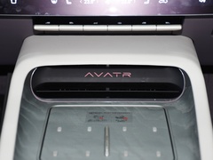 2023款 650 四驱性能版