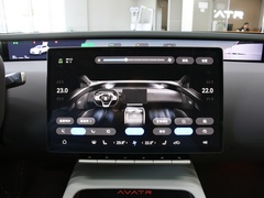 2023款 650 四驱性能版