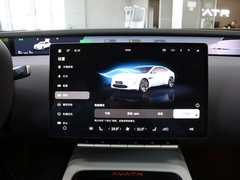 2023款 650 四驱性能版