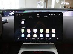 2023款 650 四驱性能版