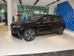 2023款 改款 xDrive40