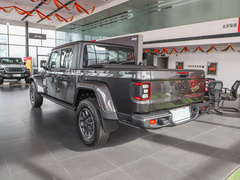 2023款 3.6L Overland 