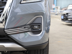 2023款  2.3T自动两驱柴油标准型