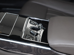 2024款 A8L 45 TFSI quattro 豪华型