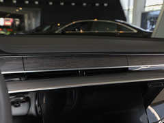 2024款 A8L 45 TFSI quattro 豪华型
