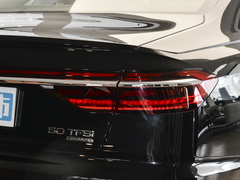 2024款 A8L 50 TFSI quattro 尊享型