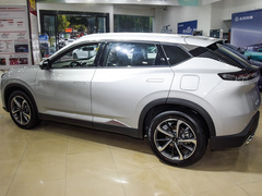 2023款 1.5T 豪华版