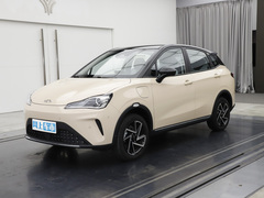 2023款 318 Lite