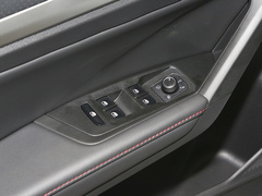 2023款 300TSI DSG星空领先版 