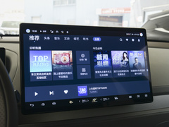 2023款  四驱超混旗舰六座版
