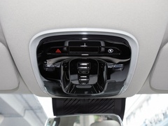 2023款 512km Air版