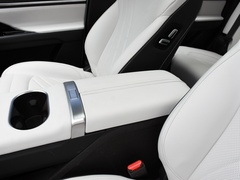 2023款 512km Air版