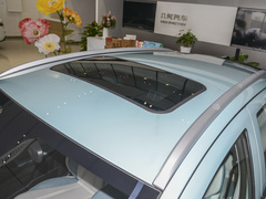 2024款 萤火虫 401KM 荧光