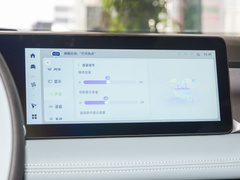2024款 萤火虫 401KM 荧光