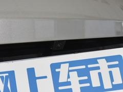 2023款 220km 四驱性能Halo