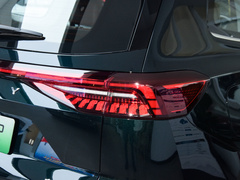 2023款 冠军版 1.5T 100km 王者版