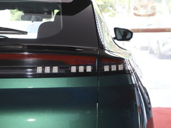 2023款 1.5T 尊贵版