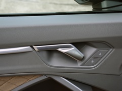 奥迪Q3 2024款 45 TFSI quattro 时尚动感型