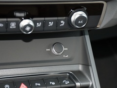 2024款 45 TFSI quattro 时尚动感型